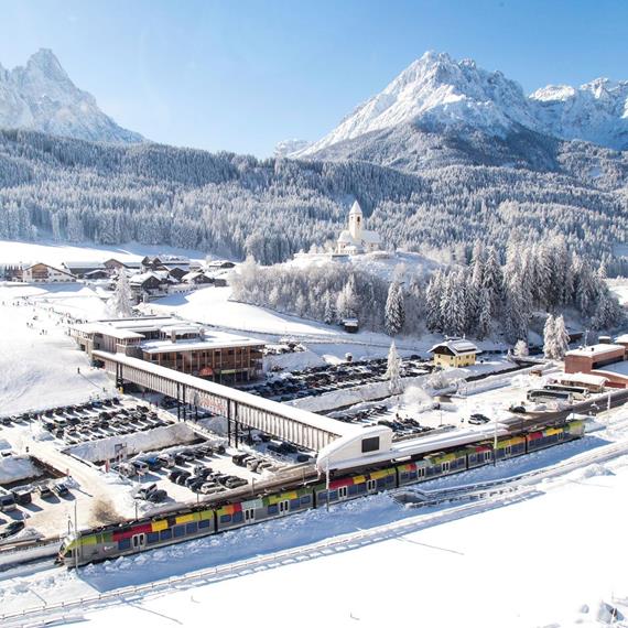 Ski train 3 Zinnen Dolomites
