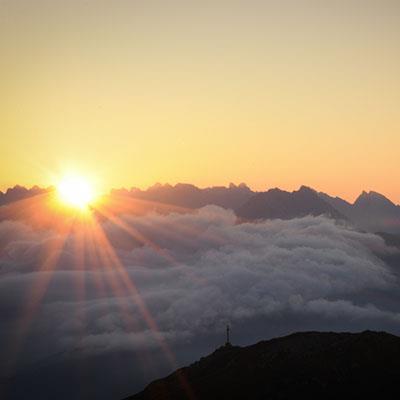 Sunrise tour Three Peaks