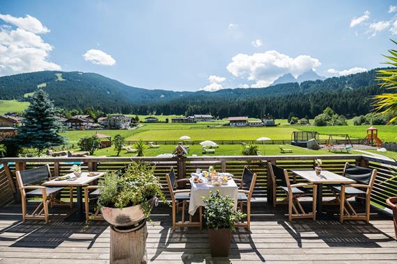 -wisthaler-com-19-07-helmhotel-haw-7724