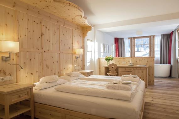 -s5a4922-dolomiti-romantic-suite-hotel-villastefania