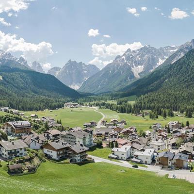 Summer holidays in the Sesto Dolomites