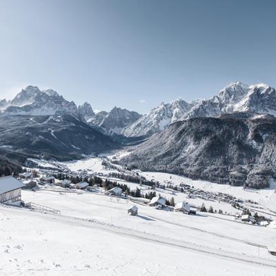 KULTOWE MIEJSCE NA NARTY W DOLOMITACH SEXTENERSKICH