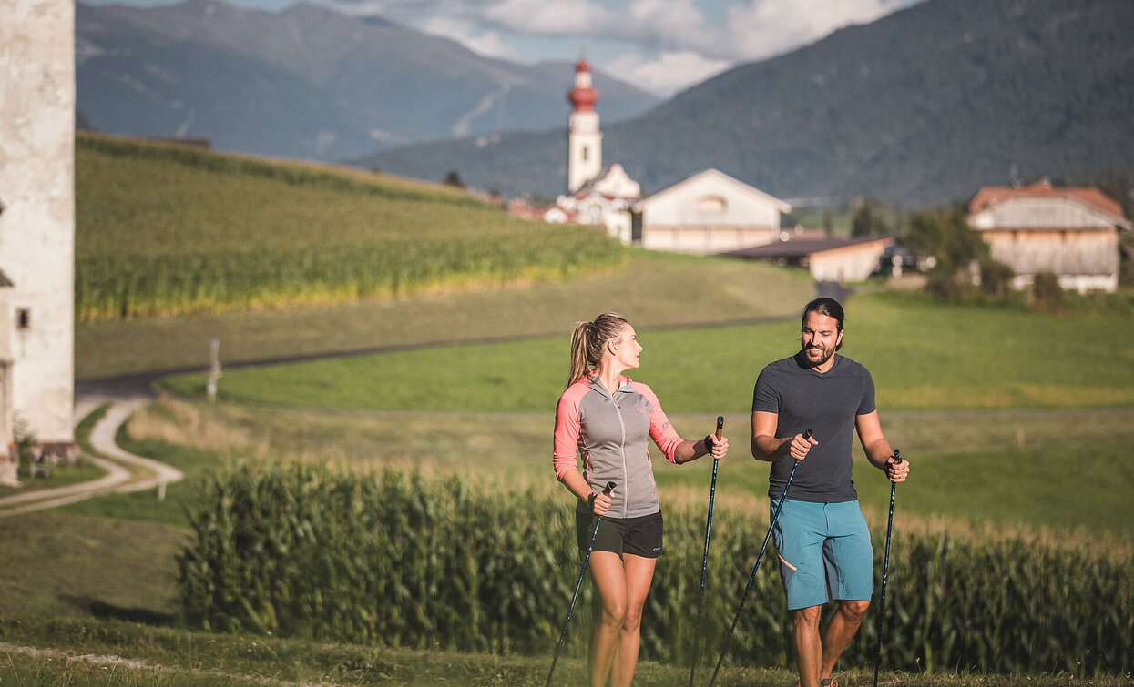 Nordic Walking | © TV Niederdorf/ M. Kottersteger, Villabassa Nordic Walking | © TV Niederdorf/ M. Kottersteger, Villabassa