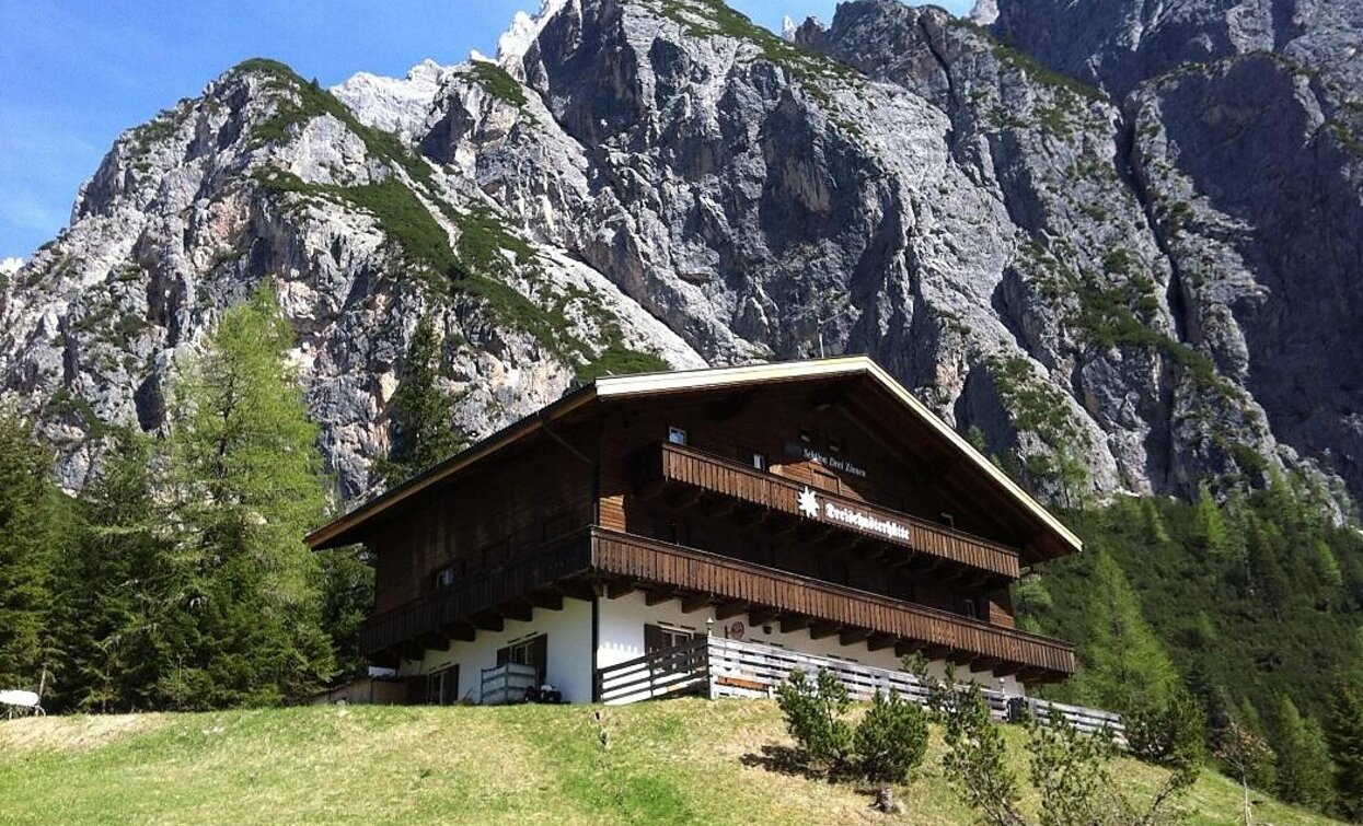 Val Campo di Dentro / Rifugio Tre Scarperi | © Dreischusterhütte / Rifugio Tre Scarperi, San Candido Val Campo di Dentro / Rifugio Tre Scarperi | © Dreischusterhütte / Rifugio Tre Scarperi, San Candido